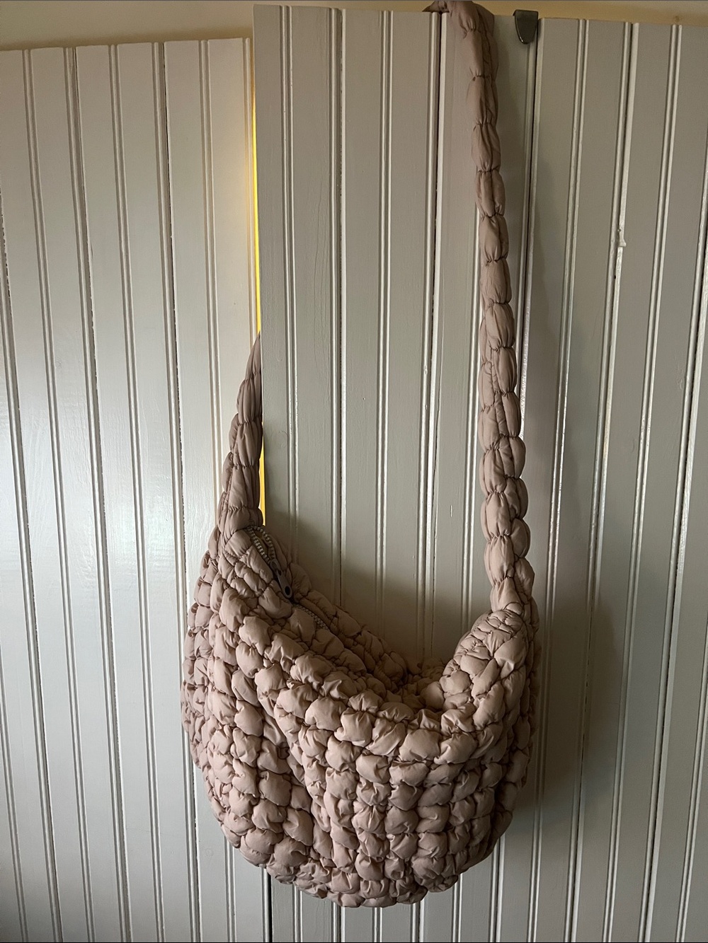 Soft Woven Shoulder Bag in Blush Pink